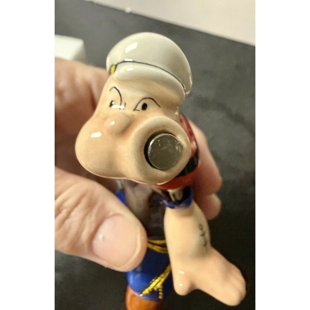 Popeye & Olive Oyl Kissing Magnetic Ceramic Salt & Pepper Shakers Westland 2010P